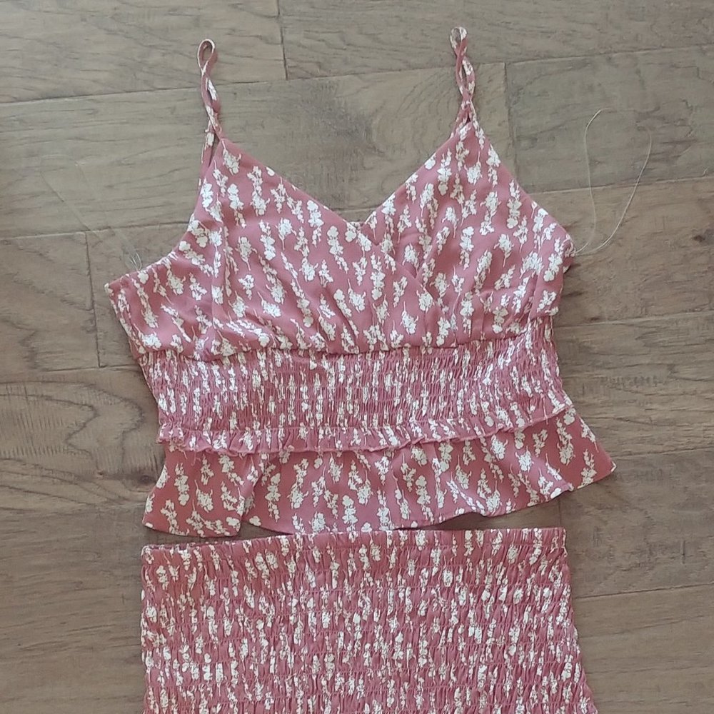 MATCHING SET! XL Summer camisole crop top and skirt shirred/ smocked set.